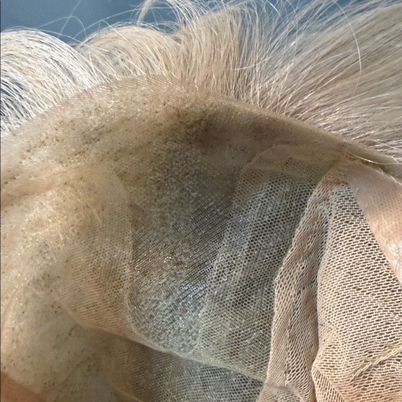 Raquel Welch Sheer Luxury Wig Lace hand tied left part. It has the LuxLite cap, - Picture 6 of 14